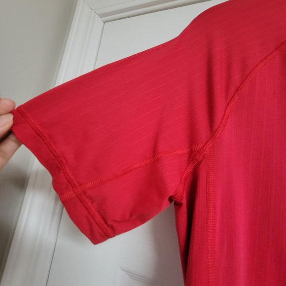 Lululemon Bolt Tech  Short Sleeve. - Picture 8 of 12